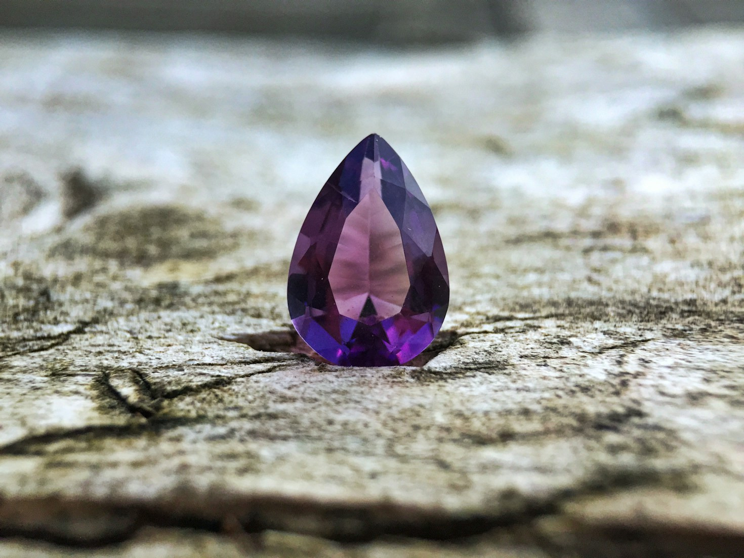 Debunking Myths About Crystal Jewelry